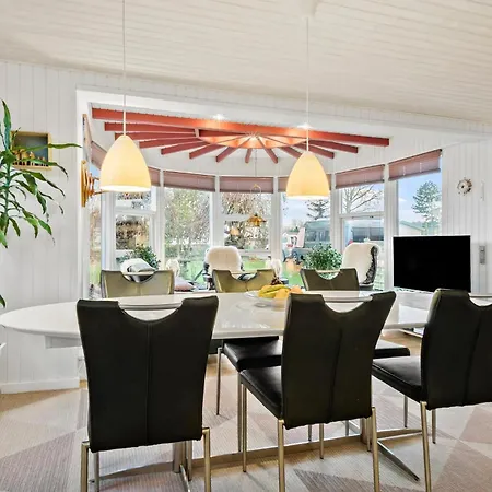 Four-bedroom In Tatil Evi Middelfart