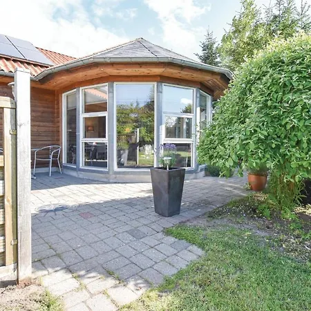 Дом отдыха Nice Home In Middelfart With Wifi Миддельфарт
