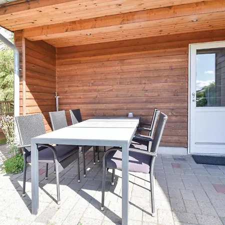 Nice Home In Middelfart With Wifi Дом отдыха Миддельфарт